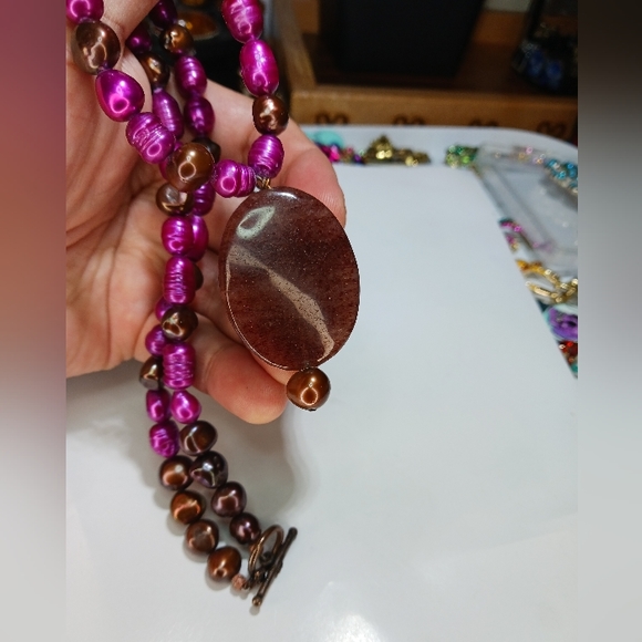 Tahitian Baroque Freshwater Purple Color Pearl 23" Necklace Oval Stone Pendant - Picture 10 of 13